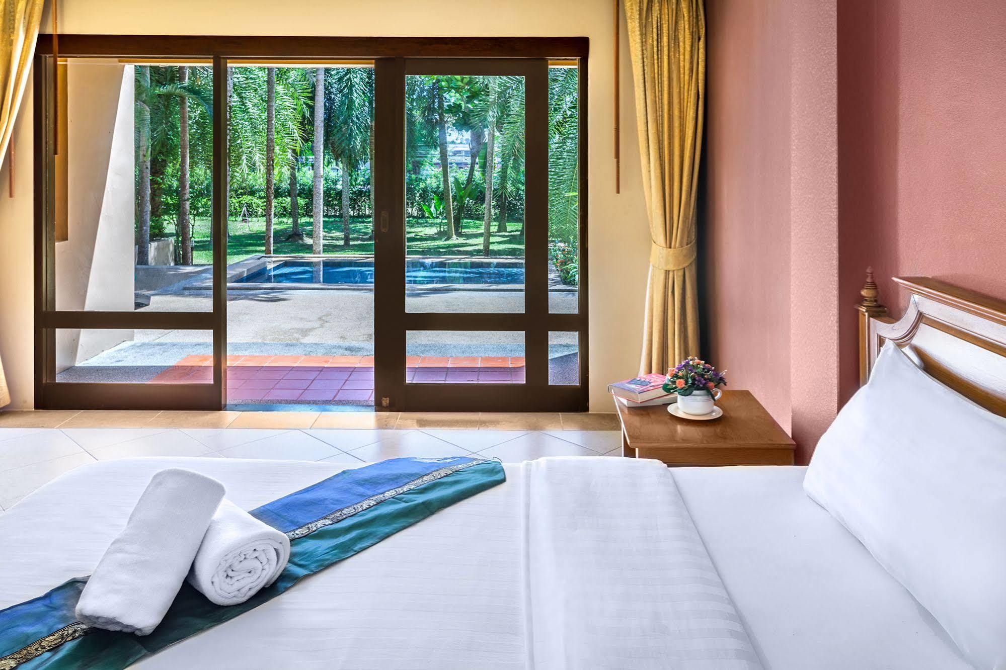 Khaolak Mohin Tara Resort - Sha Certified Кхаулак Экстерьер фото