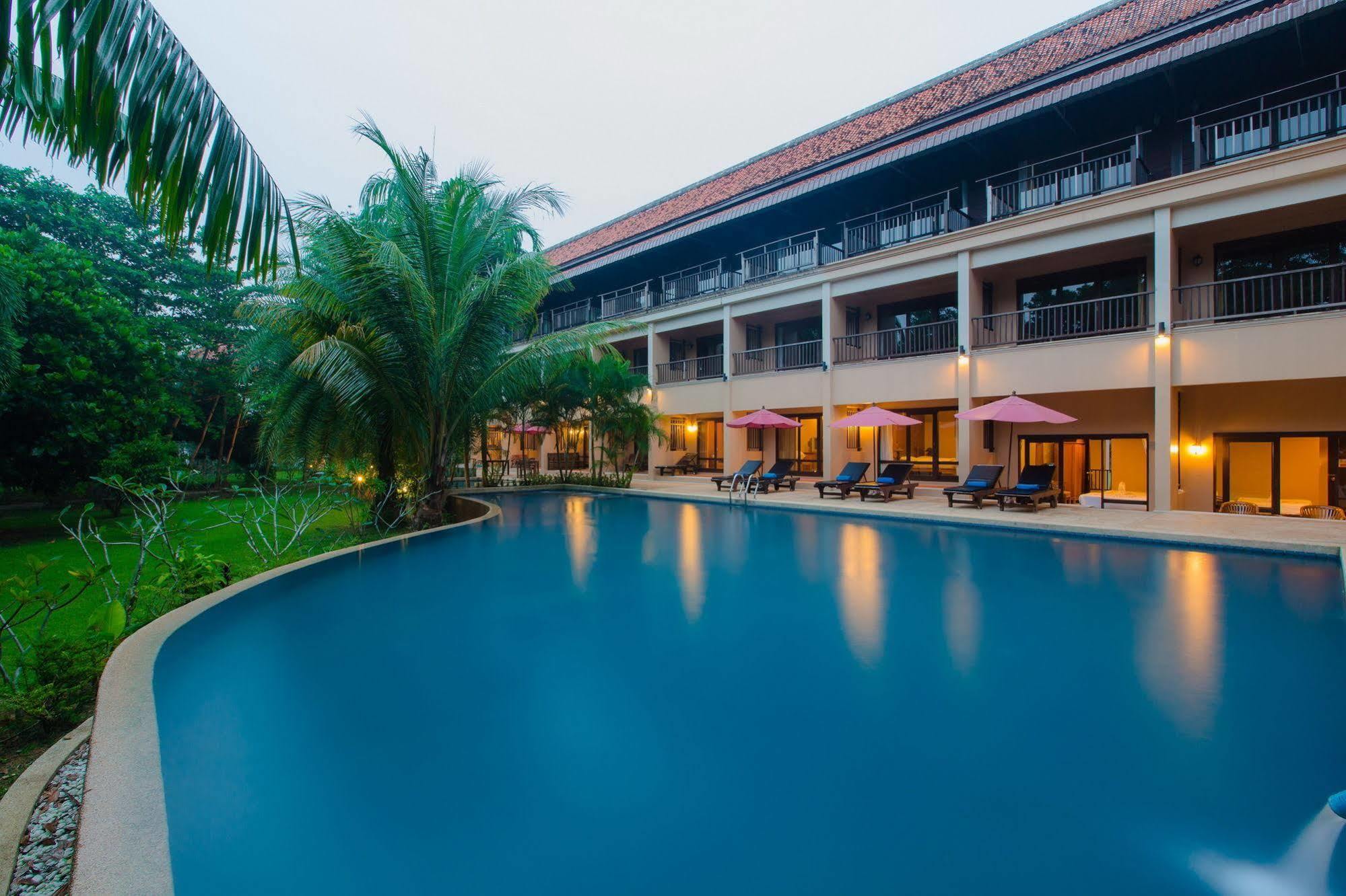 Khaolak Mohin Tara Resort - Sha Certified Кхаулак Экстерьер фото